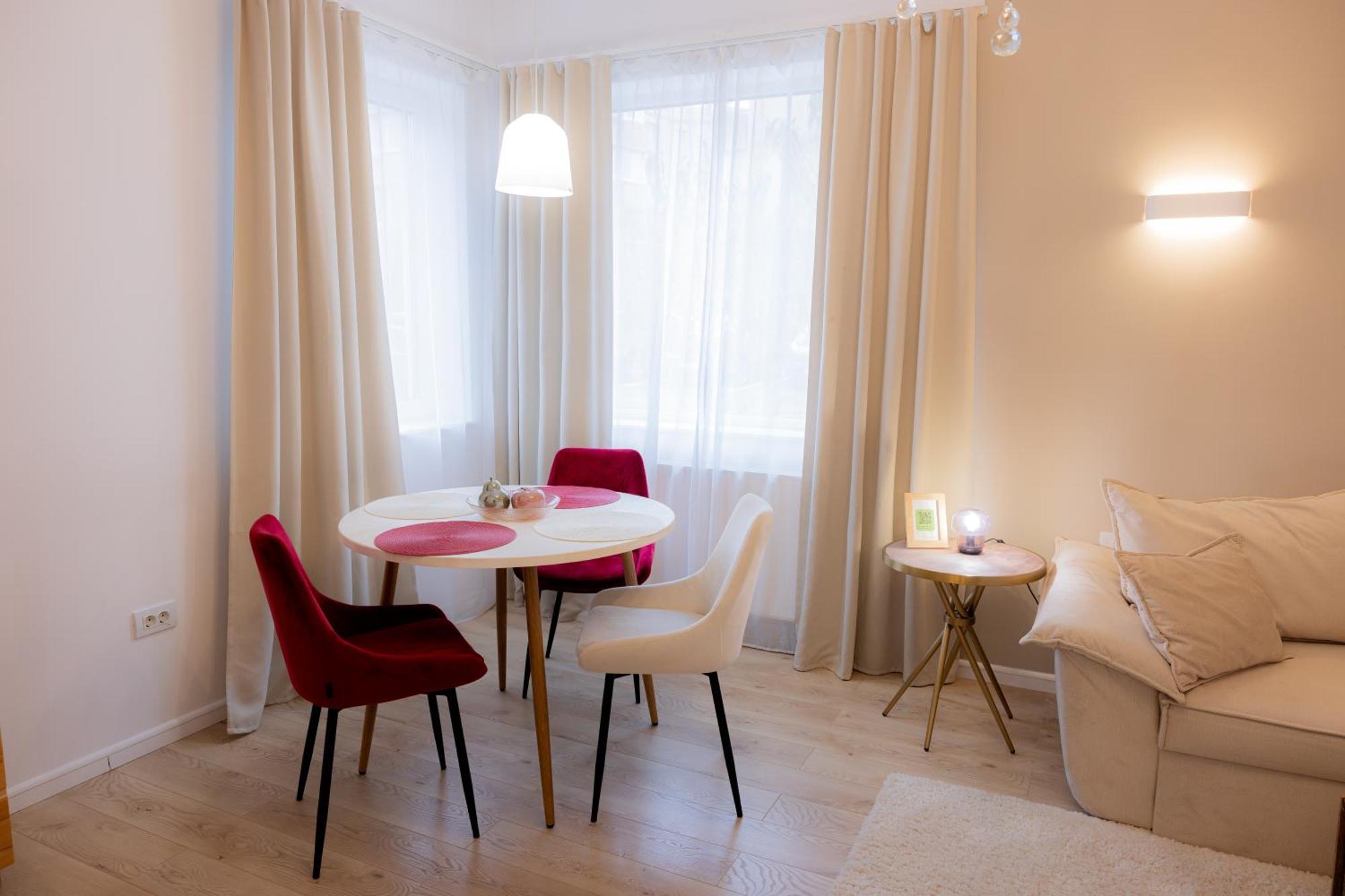 Homey Luxury- Entire House, Free Parking, Yard Cluj-Napoca Extérieur photo