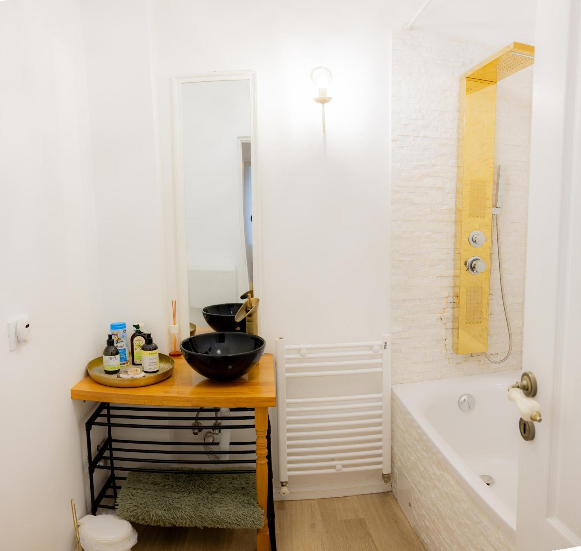 Homey Luxury- Entire House, Free Parking, Yard Cluj-Napoca Extérieur photo